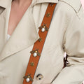 Bee Strap in Saddle